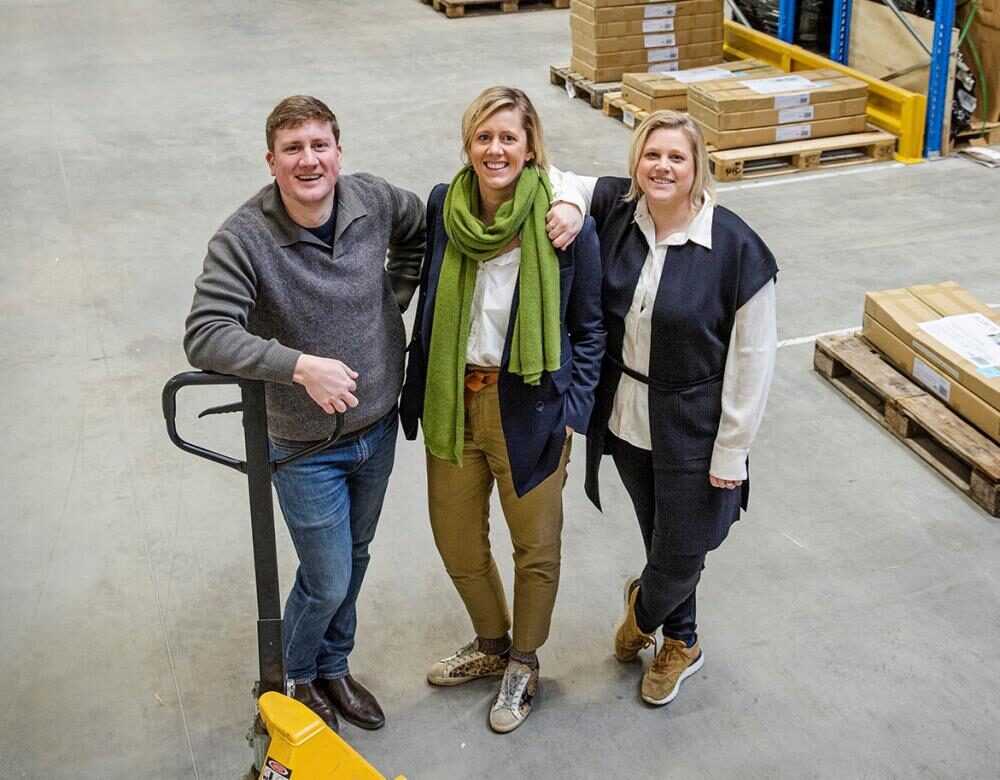 Familie De Kimpe in het magazijn
